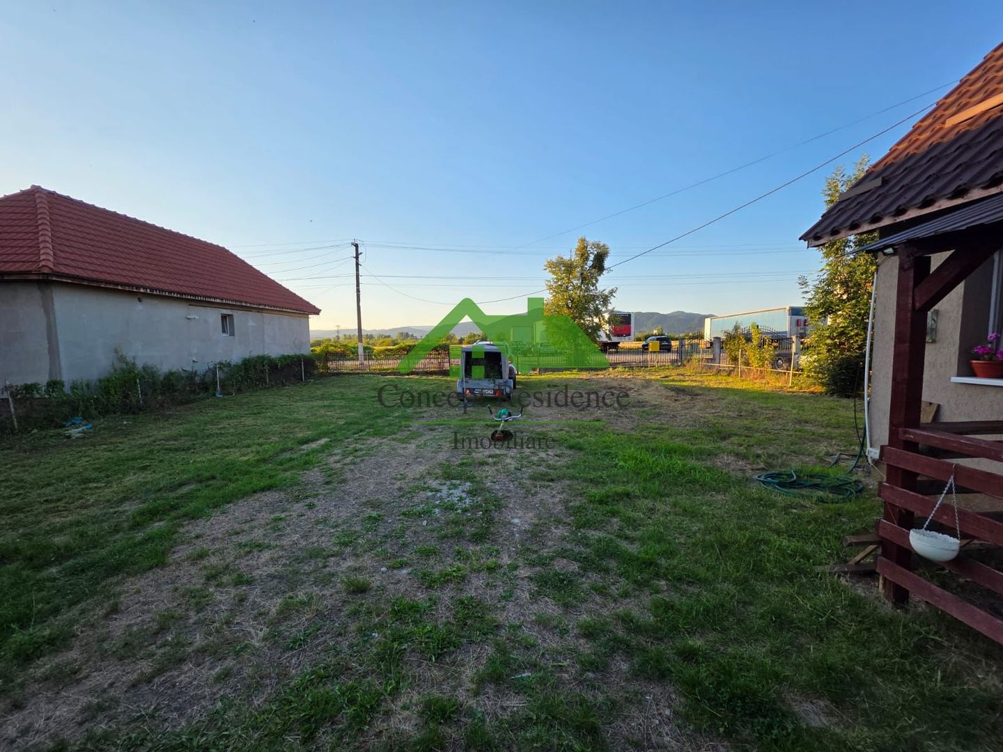 Casă pe nivel 50 mp utili + 1100 mp teren, Mocira zona Aramis - Poză 16