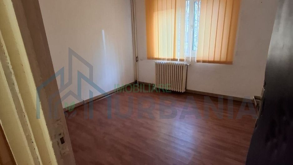 Apartament cu 3 camere Sd Alexandru etajul 1/4 - Poză 4