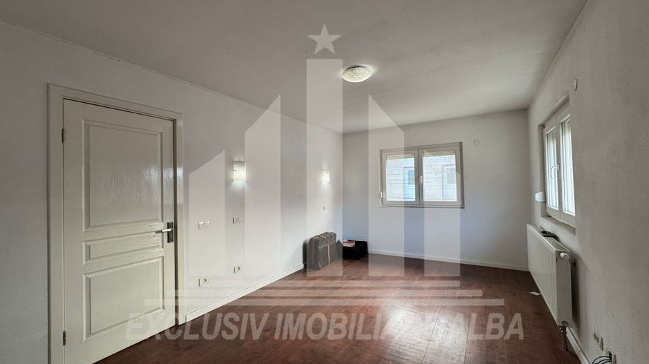 Casa individuala | Spatiu comercial | 306 mp | 415 mp teren | Maieri - Poză 6