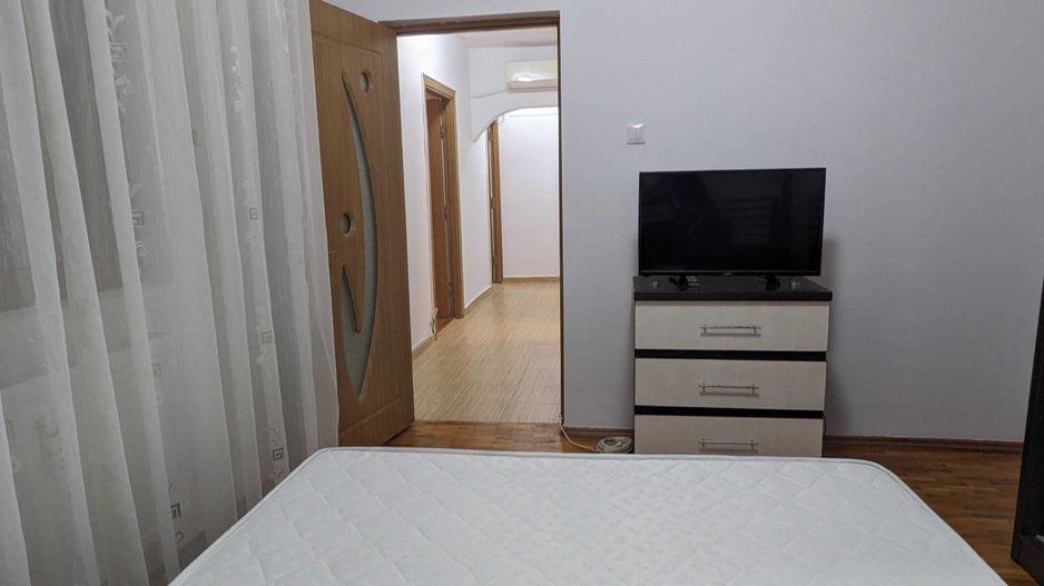 Vanzare Apartament 2 camere , etaj 4/10, 53 mp, mobilat - Drumul Taberei - Poză 4