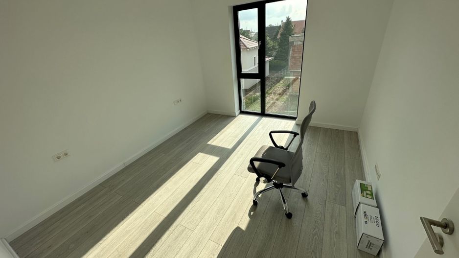 Apartament 3 camere la prima inchiriere - Poză 7