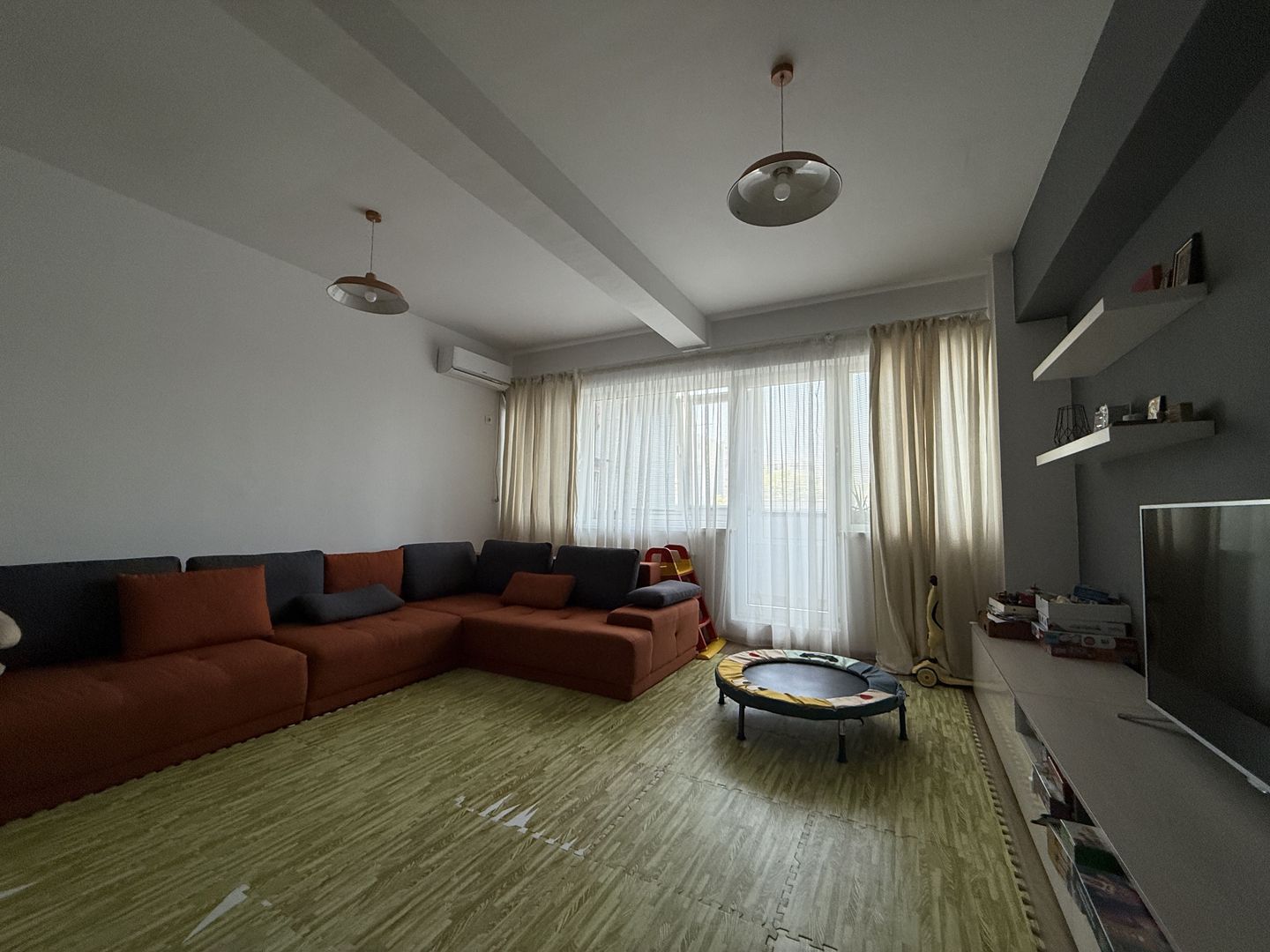 Apartament spatios Sisesti - Doi Cocosi - Straulesti - Poză 13