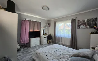 Casa in Livezeni , 140  mp utili , in centrul localitatii . - Poză 13