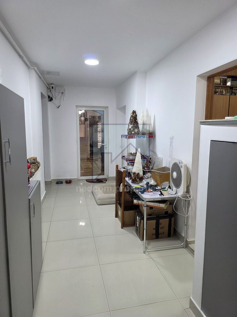 Vanzare apartament 4 camere - Sebastian - Vulcan - Poză 7