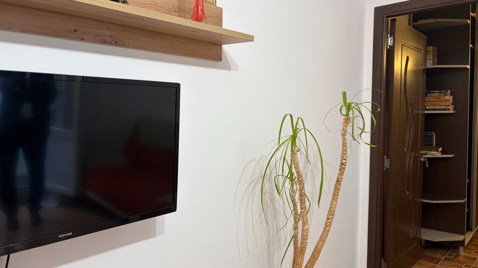 Apartament semidecomandat cu trei camere, Constantin Brancoveanu - Poză 4