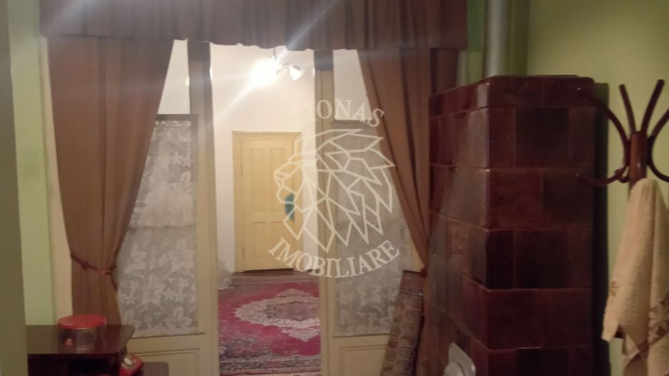 Apartament 3 camere 69 mp+pivnita si parcare-Ultracentral- Investitie - Poză 2