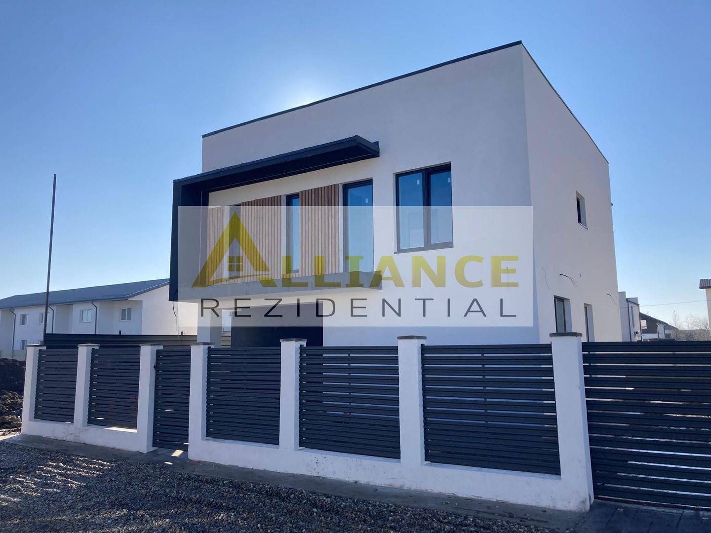 Vila 5 Camere | Confort si spatiu pentru intreaga familie - Poză 2