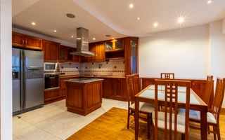 3 camere, 100mp, 2 bai, modern, 4/6,Zona Centrala, Cipariu, Titulescu - Poză 1