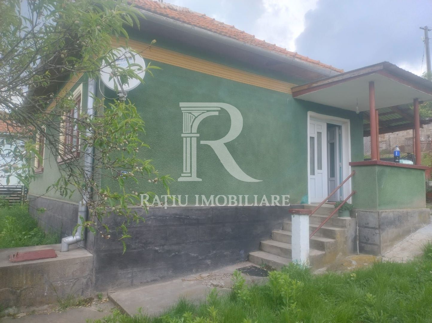 Casă din cărămidă | Teren 800 mp | Anexe tradiționale | Magura-Toplita - Poză 4