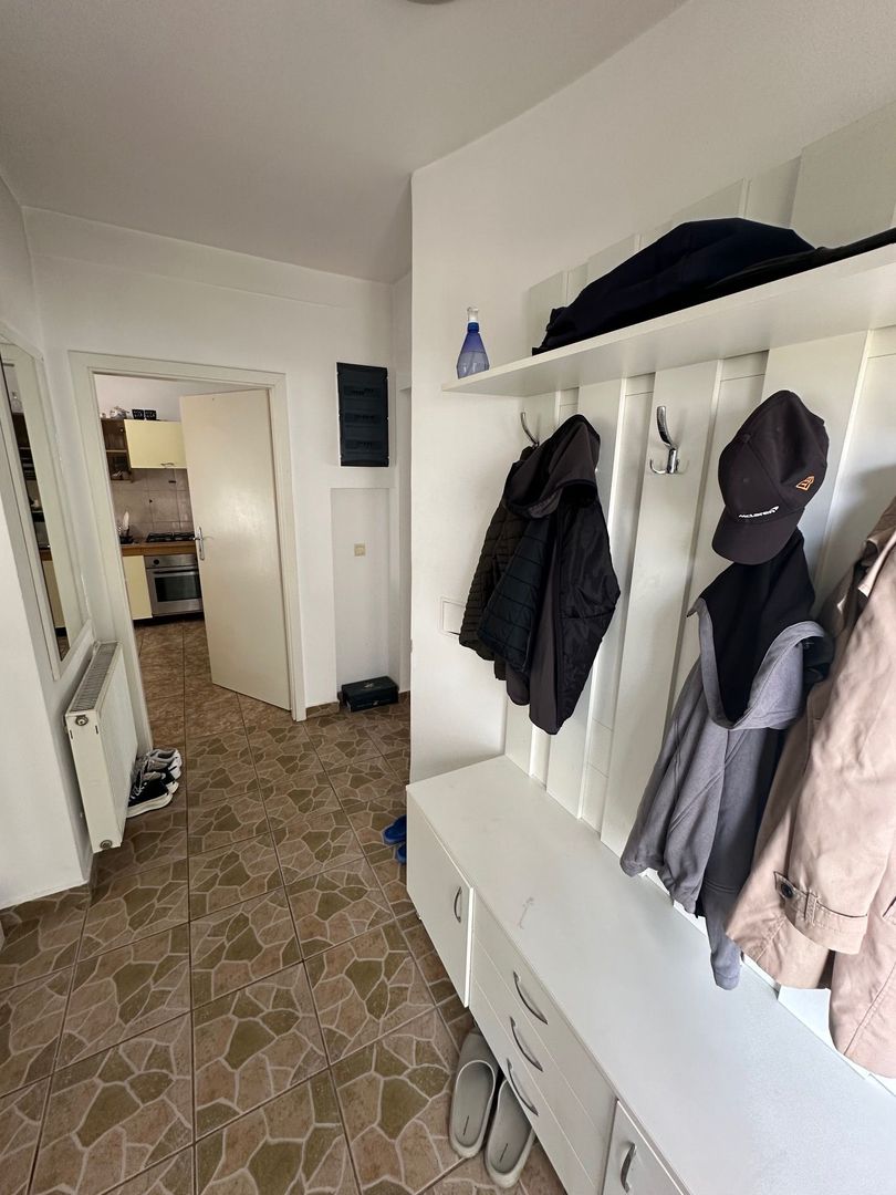 Casă / Vilă cu 5 camere zona Lunei - Poză 14
