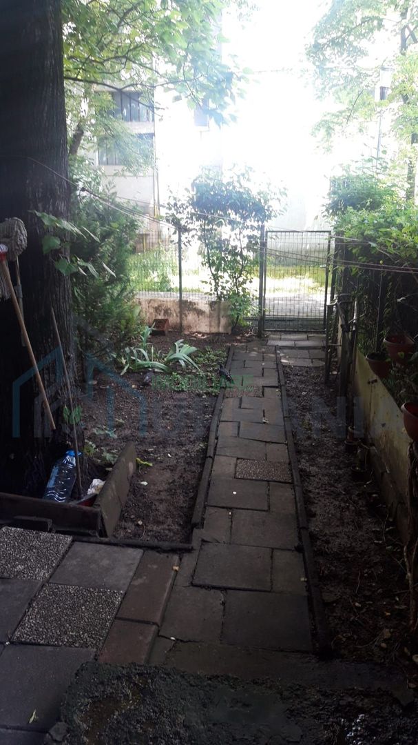 Apartament 1 camera vizavi de gara Nicolina - Poză 7