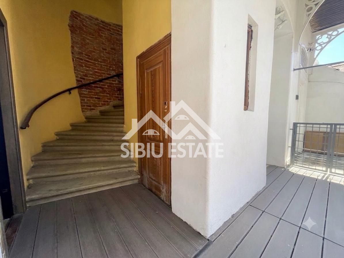 Apartament renovat, în inima Sibiului, pe strada Nicolae Bălcescu - Poză 9