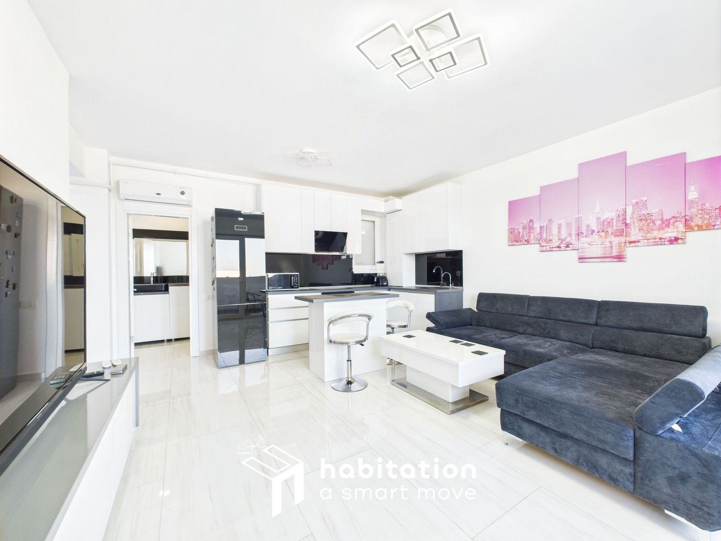 Locuința ideală în Braytim – Apartament cu 3 camere - tur virtual - Poză 1