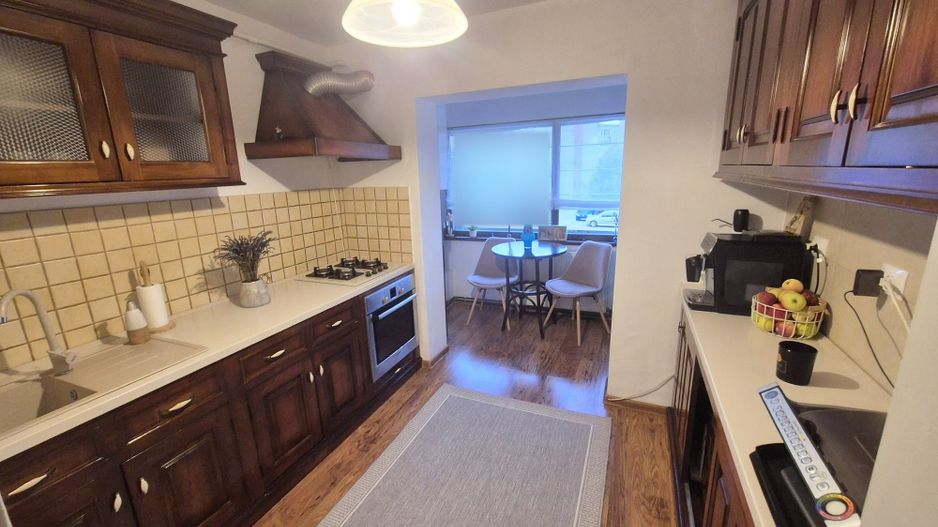Apartament 3 camere, decomandat, et.1, Ampoi 3 - Poză 3