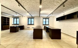 Spațiu de Birouri Elegant în Clădire Istorică Renovată – Piața Unirii, - Poză 13