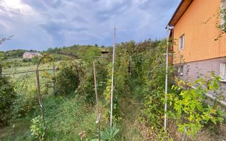 Casa 210 mp-garaj-curte amenajata-panouri solare-Ghinda - Poză 8