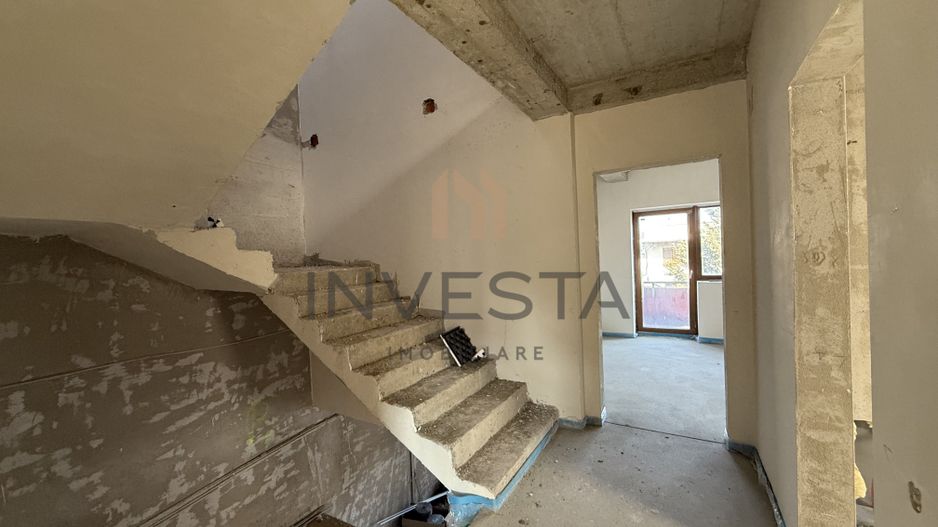 Duplex  cu suprafata utila generosa, pe o strada linistita! - Poză 12