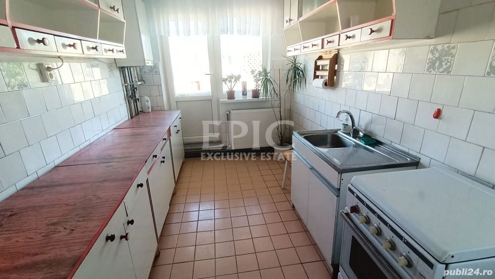 Vând apartament 4 camere/90 mp - Poză 6