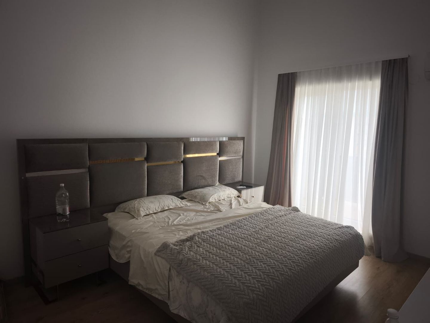 Apartament cu 3 camere si terasa de inchiriat in Cosmopolis - Poză 5