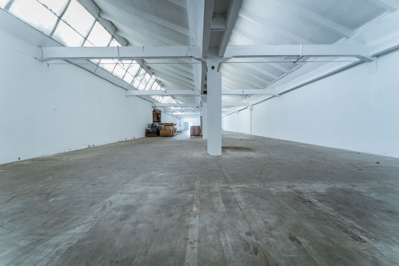 Hală cu suprafața de 805mp Arad - Poză 2