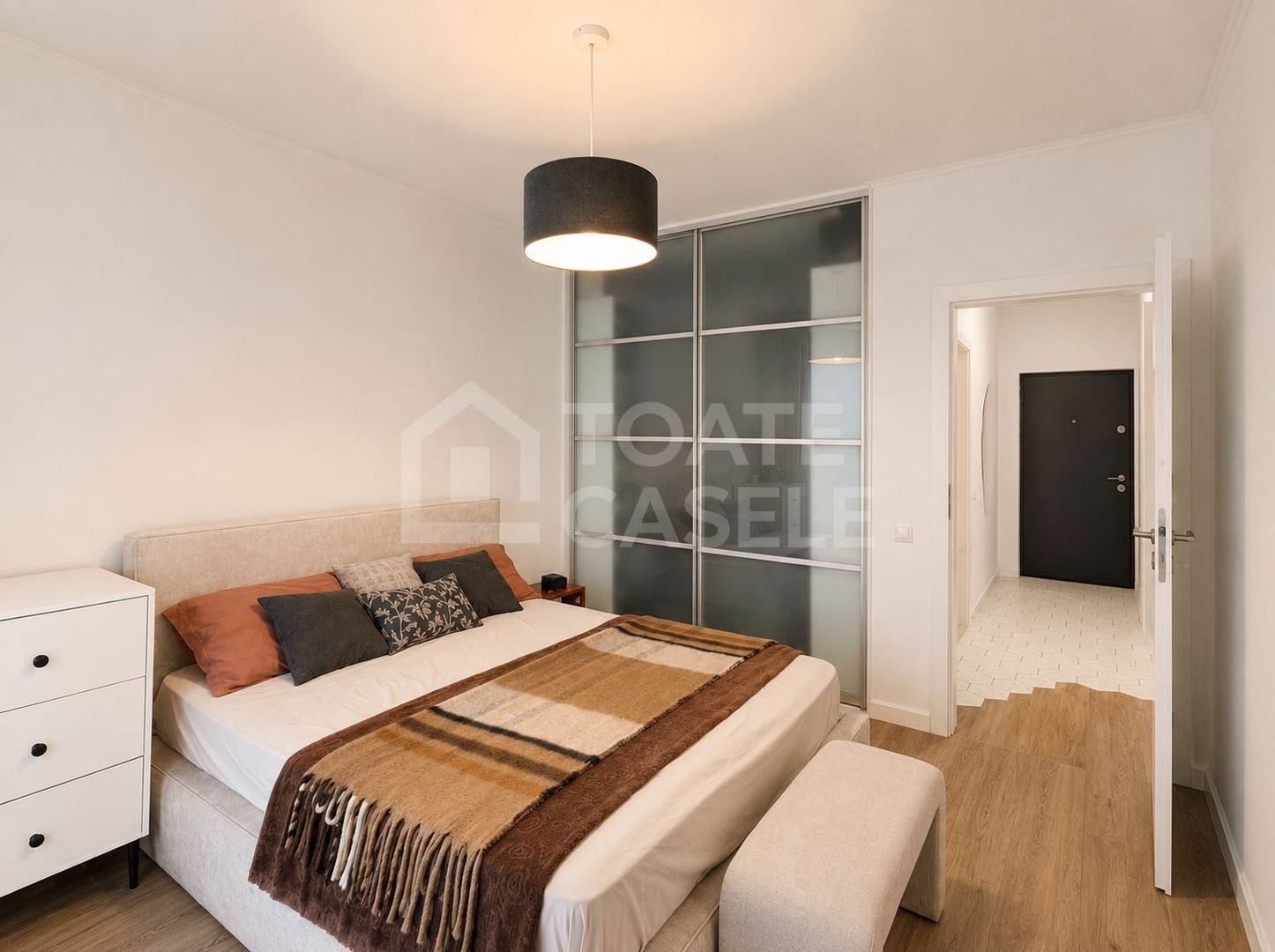 Apartament 2 camere, etajul 1, zona Dunării - Poză 5
