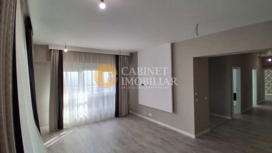 Apartament 4 camere, 2 bai, zona Tatarasi - Iasi - Poză 1