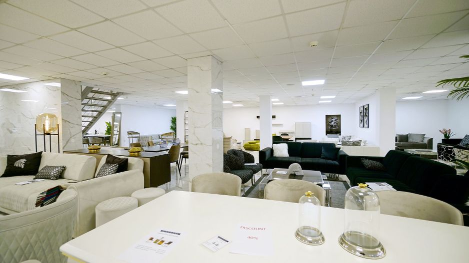 Spatiu comercial 2000 mp,Valea Cascadelor - Poză 10