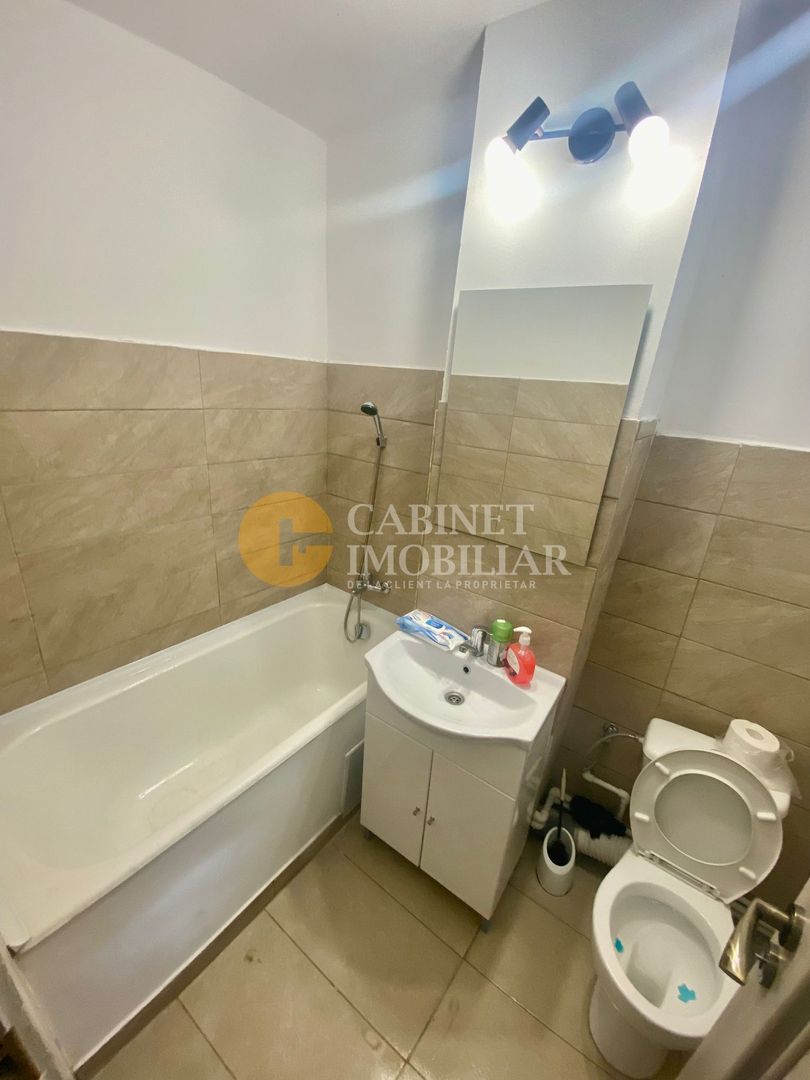 Nicolina Parter Inalt Apartament cu 2 Camere Decomandat 47 mp - Poză 3