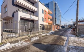 Vila ***400mp*** + Curte Proprie // zona Aviației - Poză 41