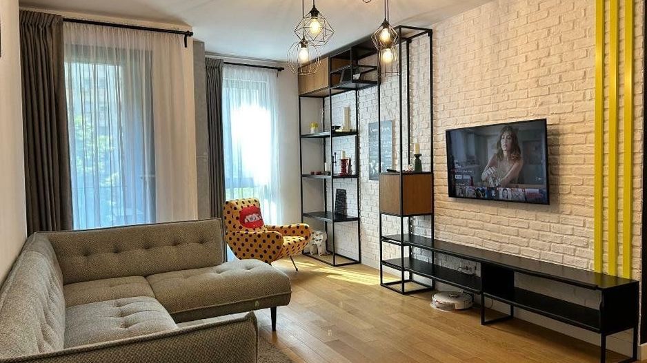 Apartament de inchiriere 3 camere zona Unirii - Poză 2