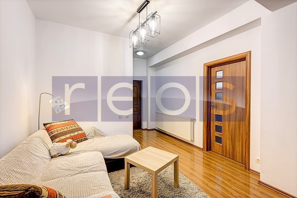 VANZARE 3 CAMERE | DEMISOL LUMINOS | 75 mp | ZONA DAMAROAIA - Poză 2