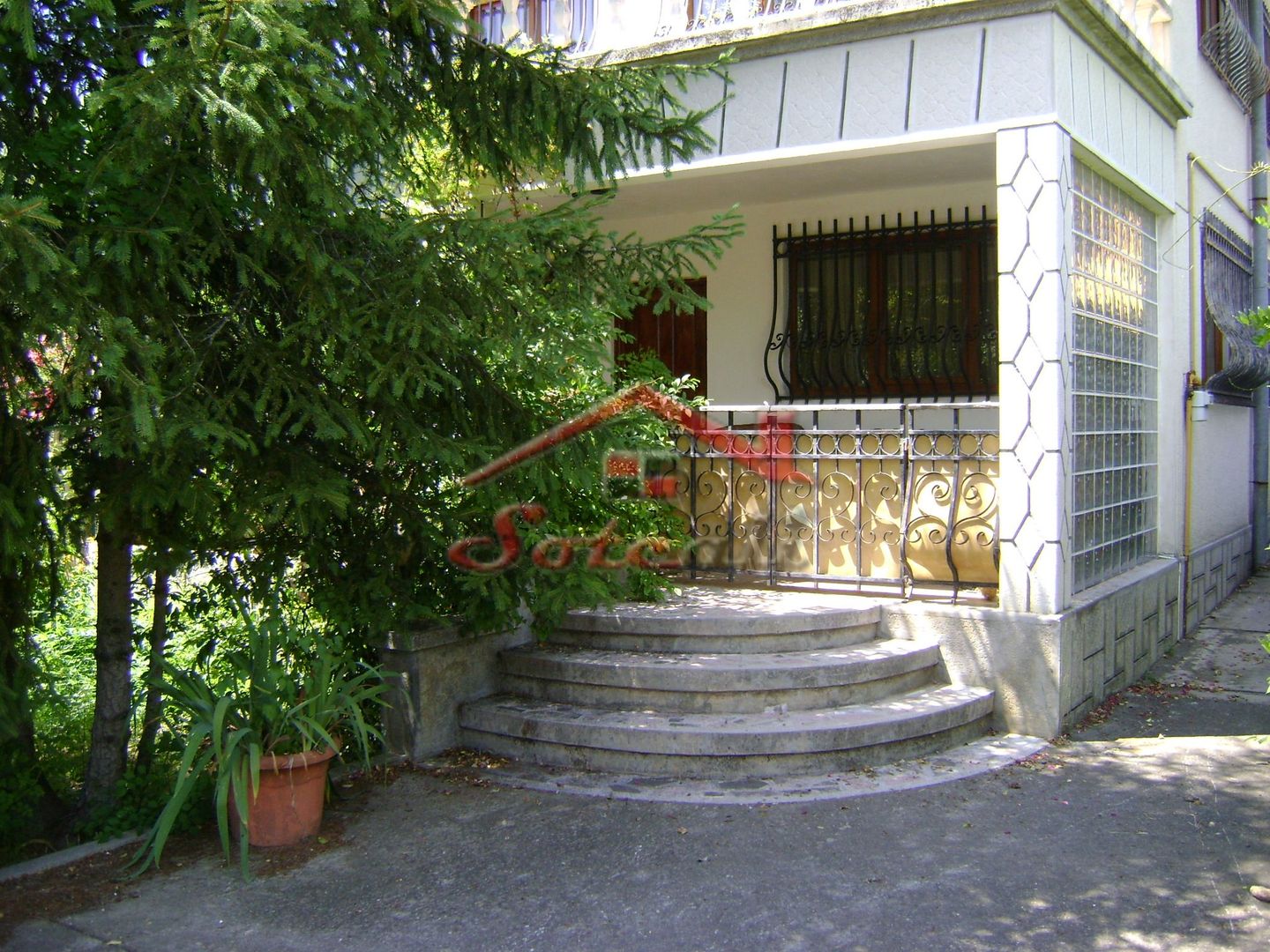 Casă / Vilă cu 7 camere de vânzare în Cornu - Poză 3