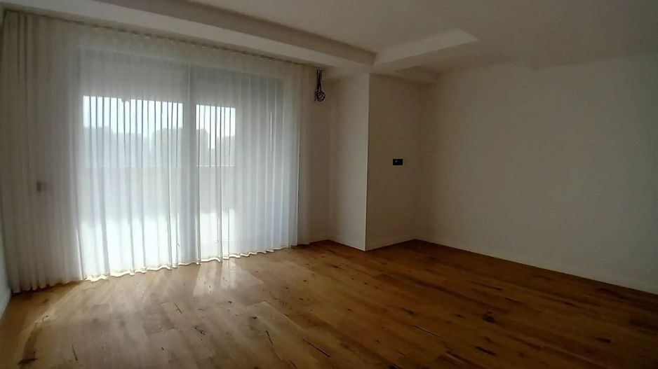 Apartament spatios 3 camere tip duplex I Zona Baneasa - Aerogarii - Poză 10