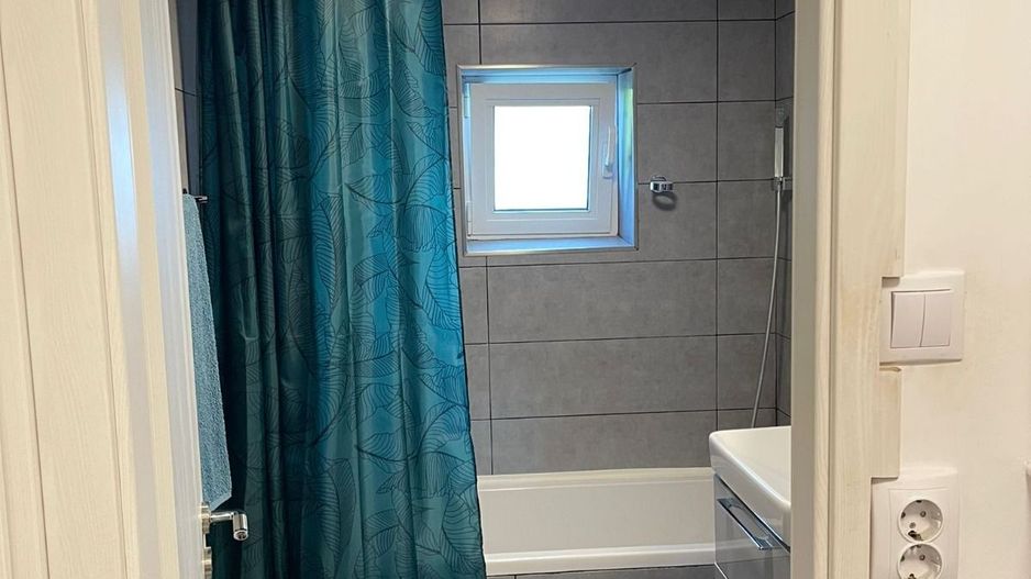 Apartament 2 camere zona Parc  Vacaresti/Oltenitei an 1986 - Poză 15