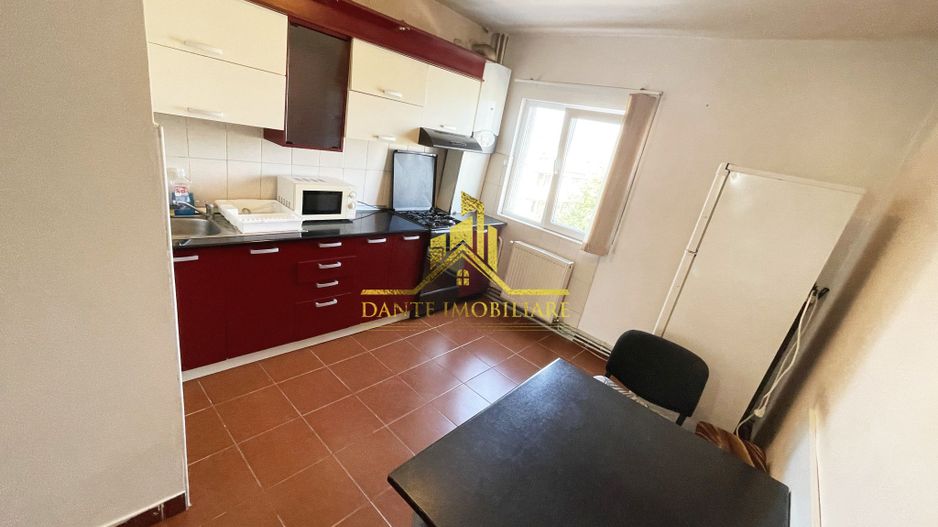 3 camere, decomandat, LA CHEIE, balcon, Semicentral, Piata Marasti - Poză 10