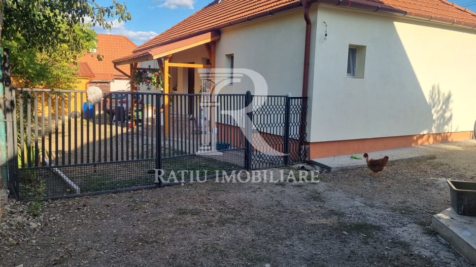 Casă renovata cu teren generos | Anexe | Gurasada | Hunedoara - Poză 19