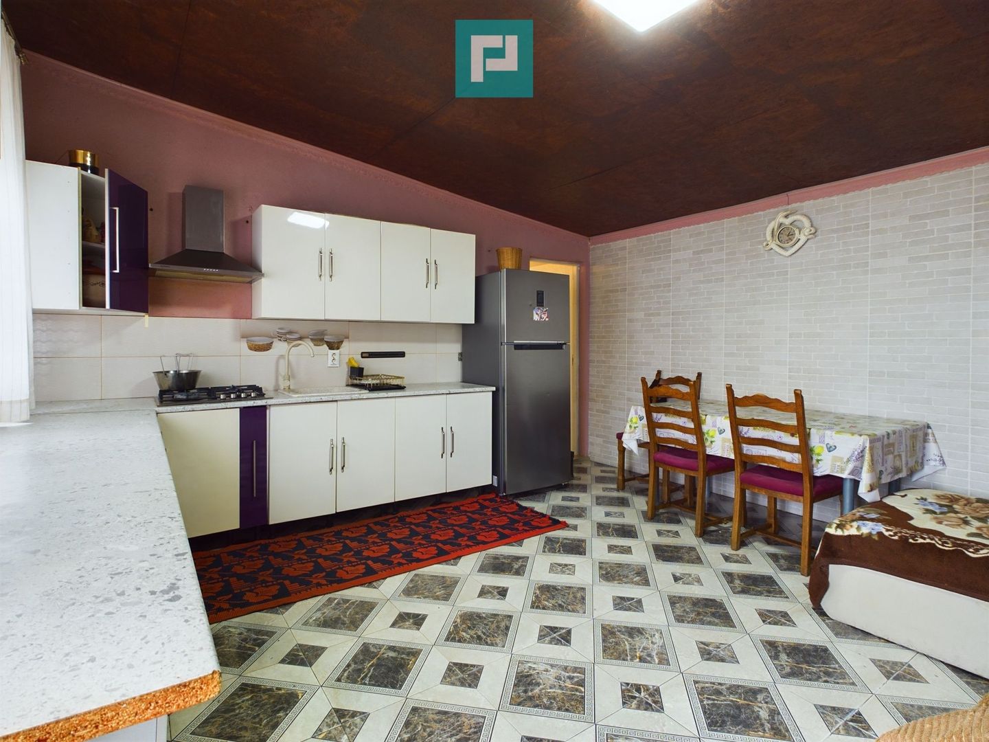 Casă cu 5 camere în Nădlac - Poză 16