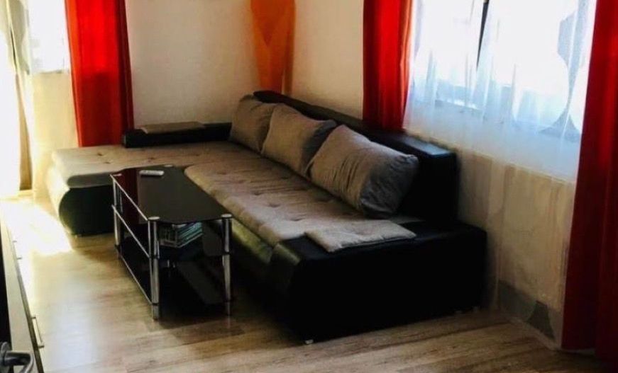 AP. 2 CAMERE 1 DECEMBRIE, CENTRALA PROPRIE, LOC DE PARCARE, MODERN - Poză 1