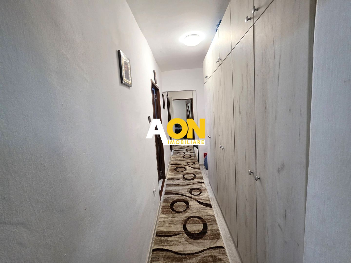 Apartament cu 3 camere, parter, boxă, acces curte, Cetate, zona Closca - Poză 9