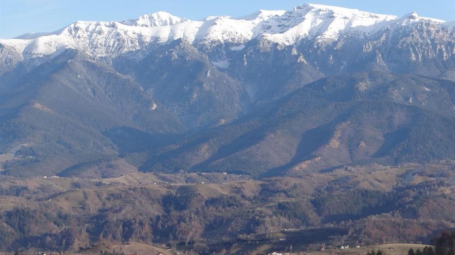 In locatia de basm: - Pestera, Moieciu, Brasov, utilitati, accesibilitate - Poză 12