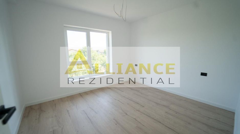 Casa individuala P+1E ||4 camere 2 bai || teren 330mp || 300m de scoala - Poză 9
