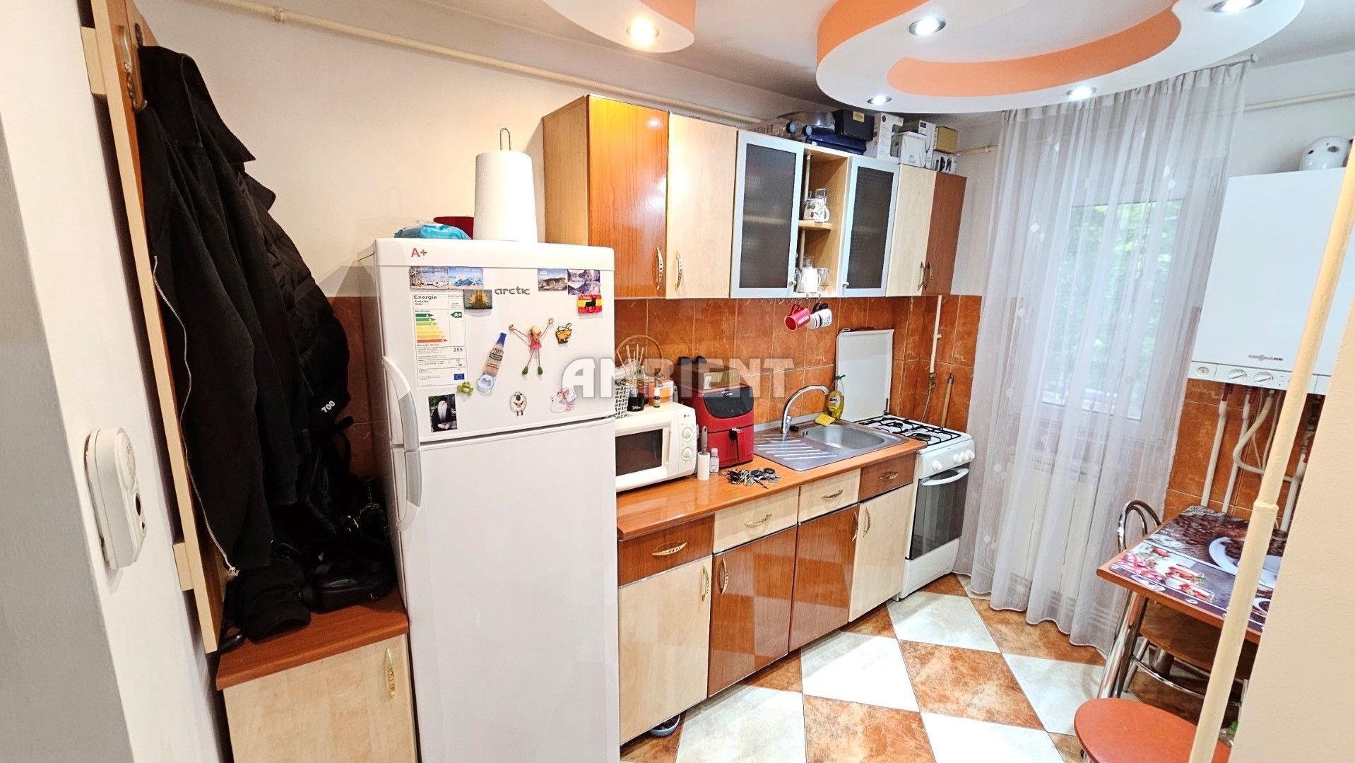 Apartament 2 camere, etaj 1, mobilat și utilat, zona CENTRU; - Poză 3