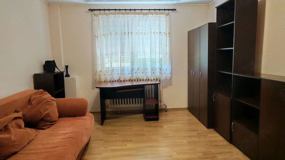 garsoniera zona Buziasului - Poză 2