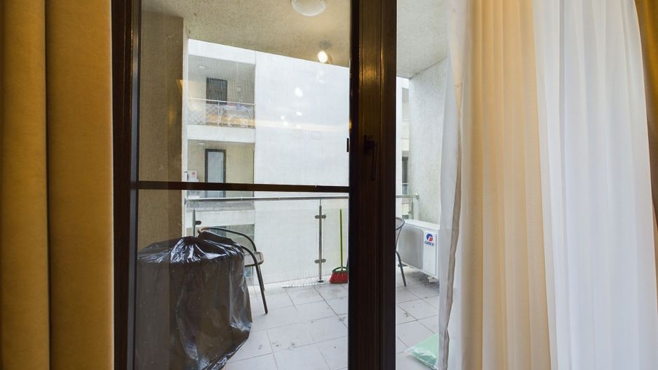 Apartament cu 2 camere modern 7 minute metrou Aurel Vlaicu - Poză 8