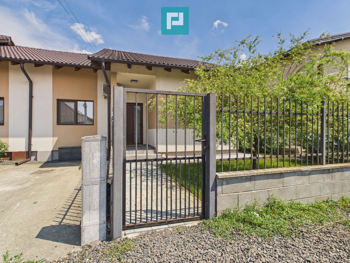 Duplex mobilat, 69 mp, teren 302 mp, Moșnița Veche - Poză 24