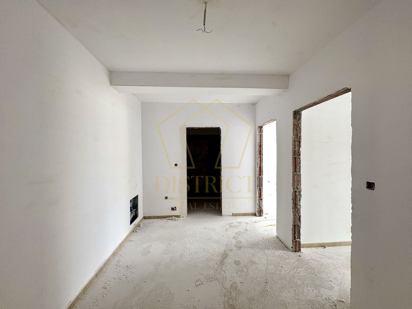 Apartament decomandat cu o camera si balcon | Giroc | Zone 2 - Poză 3