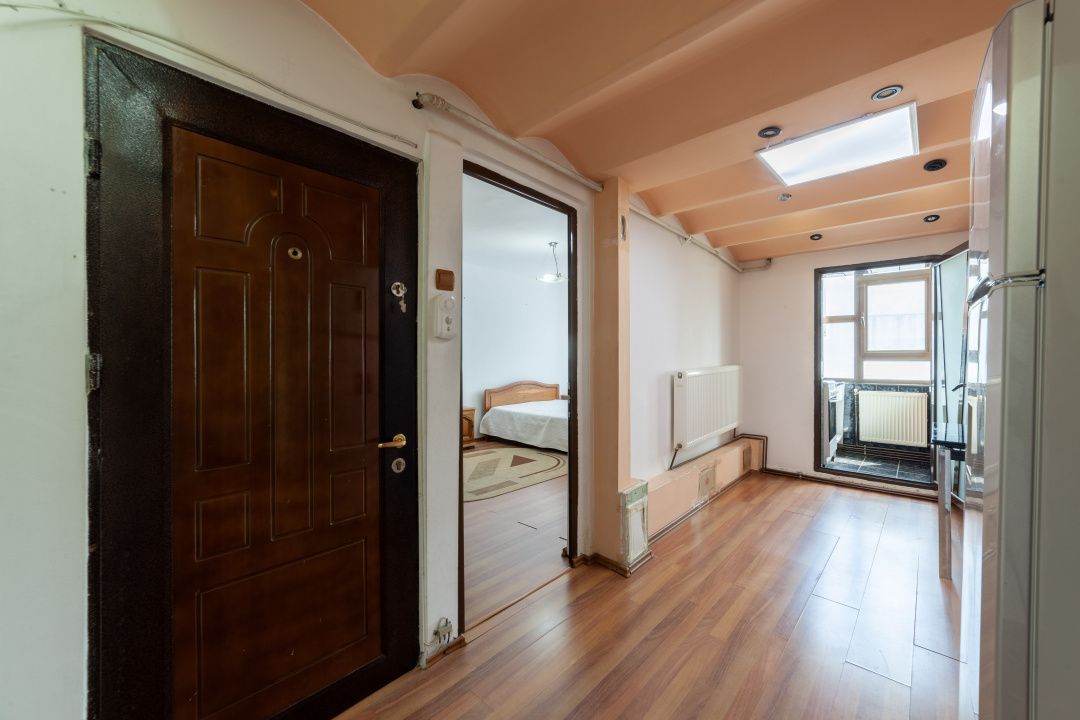 APARTAMENT DECOMANDAT - TRIVALE - ETAJ INTERMEDIAR - Poză 7