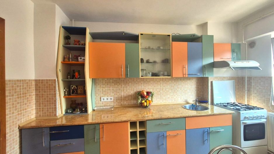 Centru Civic, apartament pretabil familie sau studenti. - Poză 9