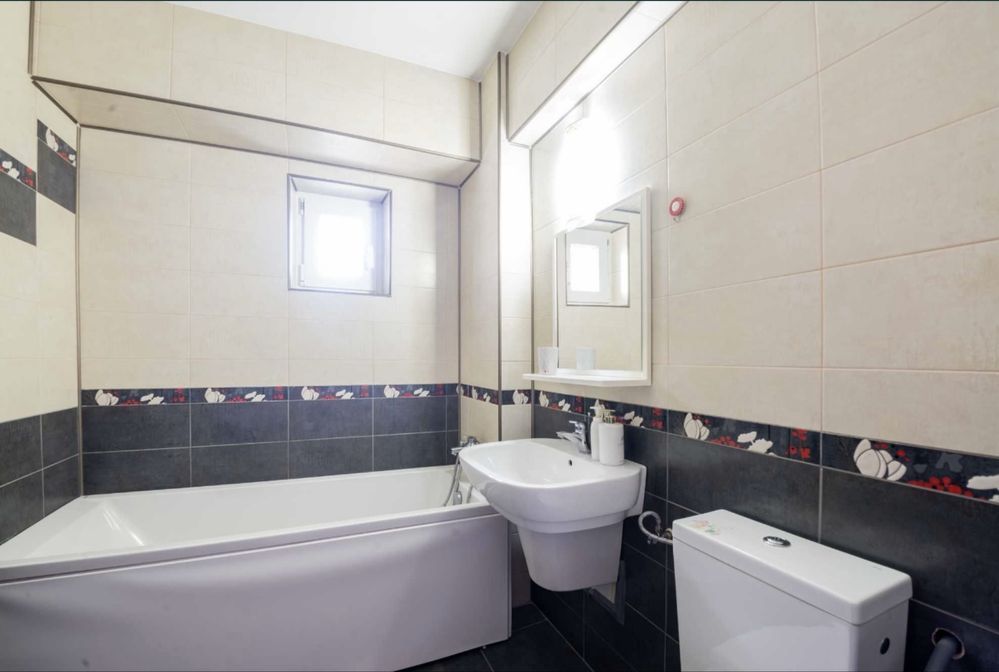 Apartament 3 camere, cartier Rovine, zona Posta - Poză 5