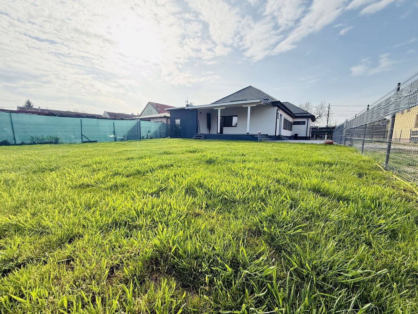 Giroc Central | Casă renovată complet | 4 camere | 2 bai - Poză 5